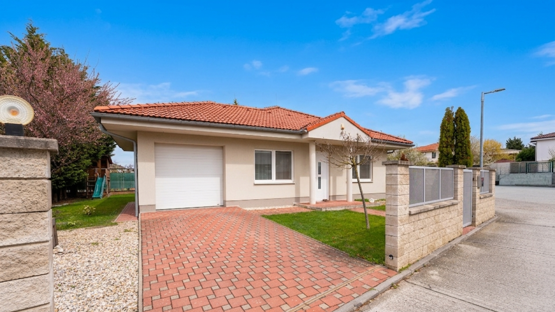 Predaj 4-izb. bungalov Marianka